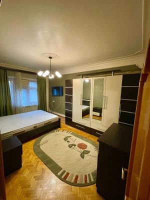 Bakı, köhnə tikili 2 otaqlı, satılır, 70 m²  , Nəsimi rayonu