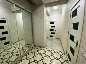 Bakı, yeni tikili 2 otaqlı, satılır, 70 m²  , Nizami rayonu