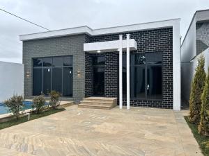 Bakı, həyət evi 4 otaqlı, satılır, 150 m² , 3 sot , Xəzər rayonu, Şüvəlan