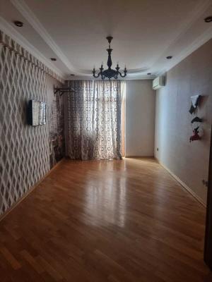 Bakı, yeni tikili 4 otaqlı, satılır, 180 m²  , Yasamal rayonu