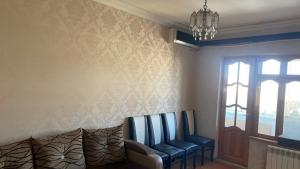 Bakı, köhnə tikili 2 otaqlı, satılır, 65 m²  , Xətai rayonu