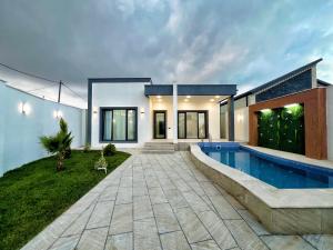 Bakı, bağ/həyət evi 4 otaqlı, satılır, 150 m² , 3.3 sot , Xəzər rayonu, Şüvəlan