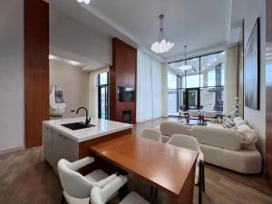 Bakı, həyət evi 4 otaqlı, satılır, 220 m² , 6 sot , Xəzər rayonu, Mərdəkan