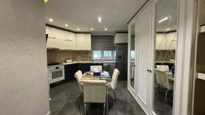 Bakı, yeni tikili 3 otaqlı, satılır, 92 m²  , Səbail rayonu, Bayıl qəs.