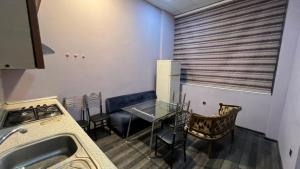 Bakı, ofis 5 otaqlı, kirayə, 210 m²  , Yasamal rayonu, Yasamal qəs.