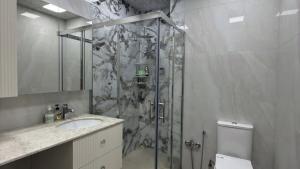 Bakı, yeni tikili 2 otaqlı, satılır, 80 m²  , Binəqədi rayonu, 7-ci mikrorayon