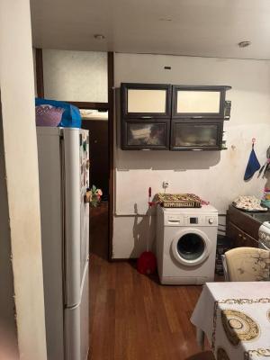 Bakı, köhnə tikili 2 otaqlı, satılır, 52 m²  , Binəqədi rayonu, 8-ci mikrorayon