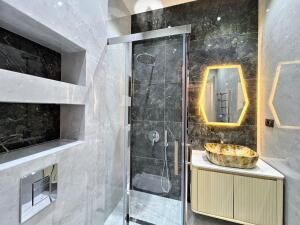 Bakı, həyət evi 5 otaqlı, satılır, 220 m² , 5 sot , Xəzər rayonu, Mərdəkan