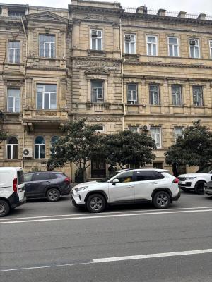 Bakı, ofis 8 otaqlı, kirayə, 370 m²  , Səbail rayonu