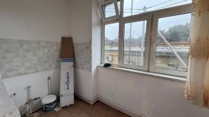 Bakı, köhnə tikili 2 otaqlı, satılır, 42 m²  , Suraxanı rayonu, Qaraçuxur qəs.