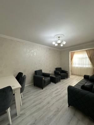 Bakı, köhnə tikili 2 otaqlı, satılır, 60 m²  , Nəsimi rayonu, 4-cü mikrorayon