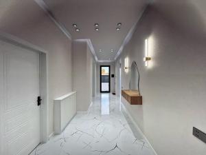 Bakı, həyət evi 4 otaqlı, satılır, 170 m² , 4 sot , Xəzər rayonu, Şüvəlan