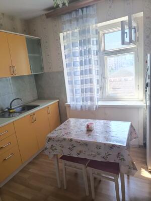 Bakı, köhnə tikili 2 otaqlı, kirayə, 75 m²  , Yasamal rayonu