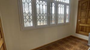 Bakı, köhnə tikili 3 otaqlı, satılır, 105 m²  , Yasamal rayonu, Yasamal qəs.