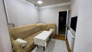 Bakı, köhnə tikili 3 otaqlı, satılır, 125 m²  , Sabunçu rayonu, Bakıxanov qəs.