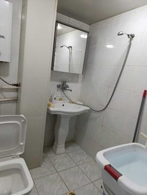Bakı, köhnə tikili 2 otaqlı, satılır, 47 m²  , Yasamal rayonu, Yeni Yasamal qəs.
