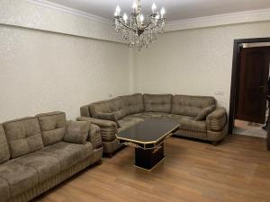 Bakı, köhnə tikili 2 otaqlı, kirayə, 60 m²  , Nərimanov rayonu, Böyükşor qəs.