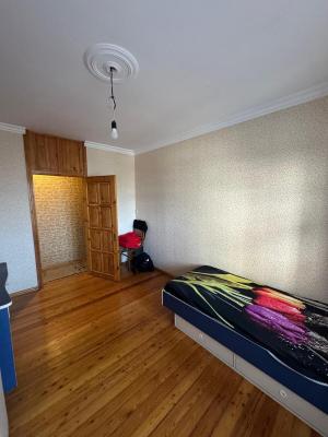 Bakı, köhnə tikili 5 otaqlı, satılır, 100 m²  , Xətai rayonu, Əhmədli