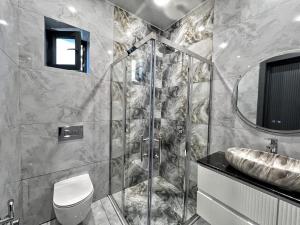 Bakı, həyət evi 4 otaqlı, satılır, 300 m² , 9 sot , Xəzər rayonu, Mərdəkan