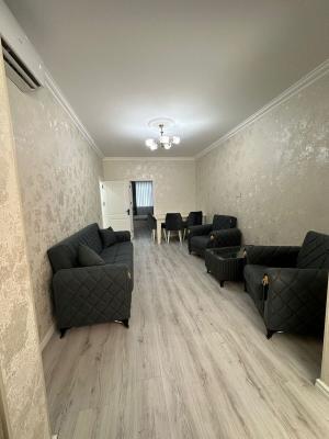 Bakı, köhnə tikili 2 otaqlı, satılır, 60 m²  , Nəsimi rayonu, 4-cü mikrorayon