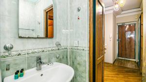 Bakı, yeni tikili 3 otaqlı, günlük kirayə, 100 m²  , Nərimanov rayonu