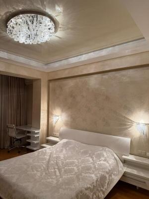 Bakı, yeni tikili 3 otaqlı, satılır, 130 m²  , Yasamal rayonu, Yasamal qəs.