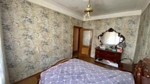 Bakı, köhnə tikili 4 otaqlı, satılır, 100 m²  , Səbail rayonu, Badamdar qəs.