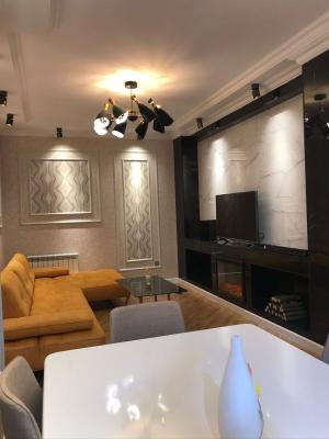 Bakı, yeni tikili 3 otaqlı, kirayə, 106 m²  , Yasamal rayonu, Yasamal qəs.