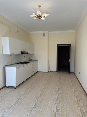 Bakı, yeni tikili 3 otaqlı, kirayə, 130 m²  , Səbail rayonu, Bayıl qəs.