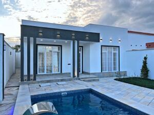Bakı, həyət evi 4 otaqlı, satılır, 150 m² , 4 sot , Xəzər rayonu, Şüvəlan