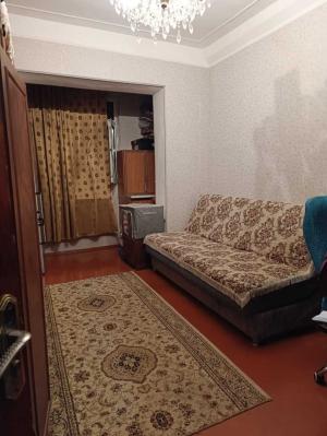 Bakı, köhnə tikili 2 otaqlı, satılır, 47 m²  , Yasamal rayonu, Yeni Yasamal qəs.