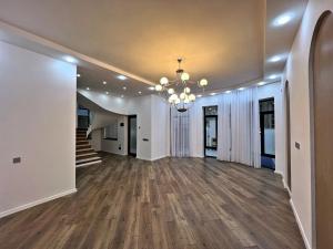 Bakı, bağ/həyət evi 5 otaqlı, satılır, 210 m² , 2.5 sot , Xəzər rayonu, Buzovna