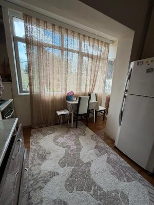Bakı, köhnə tikili 3 otaqlı, satılır, 90 m²  , Nizami rayonu