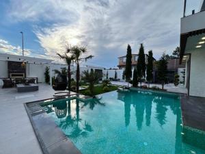 Bakı, həyət evi 5 otaqlı, satılır, 360 m² , 8 sot , Xəzər rayonu, Şüvəlan