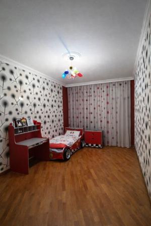 Bakı, yeni tikili 4 otaqlı, satılır, 150 m²  , Nəsimi rayonu, 3-cü mikrorayon
