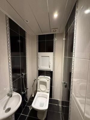 Bakı, köhnə tikili 3 otaqlı, satılır, 110 m²  , Nizami rayonu, 8-ci kilometr