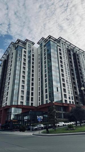 Bakı, yeni tikili 3 otaqlı, satılır, 160 m²  , Yasamal rayonu