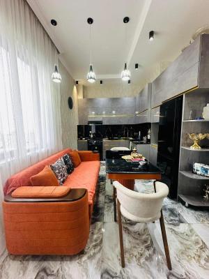 Bakı, yeni tikili 2 otaqlı, günlük kirayə, 100 m²  , Xətai rayonu