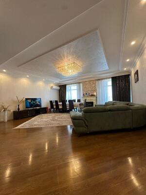 Bakı, yeni tikili 5 otaqlı, satılır, 245 m²  , Yasamal rayonu