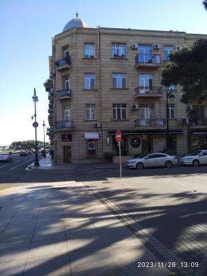 Bakı, köhnə tikili 3 otaqlı, satılır, 70 m²  , Səbail rayonu