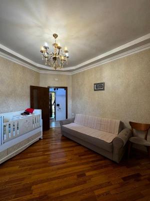 Bakı, köhnə tikili 2 otaqlı, satılır, 35 m²  , Yasamal rayonu