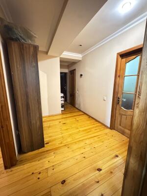 Bakı, yeni tikili 3 otaqlı, satılır, 73 m²  , Yasamal rayonu, Yeni Yasamal qəs.