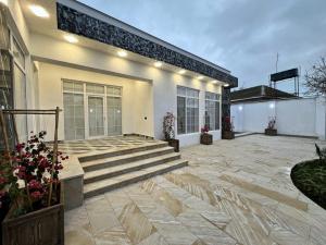 Bakı, bağ/həyət evi 4 otaqlı, satılır, 220 m² , 4.3 sot , Xəzər rayonu, Şüvəlan