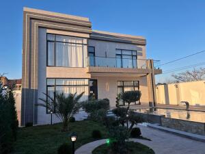 Bakı, həyət evi 5 otaqlı, satılır, 200 m² , 4 sot , Xəzər rayonu, Şüvəlan