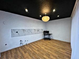 Bakı, bağ/həyət evi 5 otaqlı, satılır, 200 m² , 4 sot , Xəzər rayonu, Şüvəlan