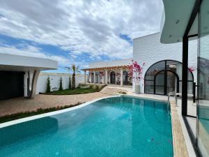 Bakı, həyət evi 4 otaqlı, satılır, 200 m² , 6 sot , Xəzər rayonu, Mərdəkan
