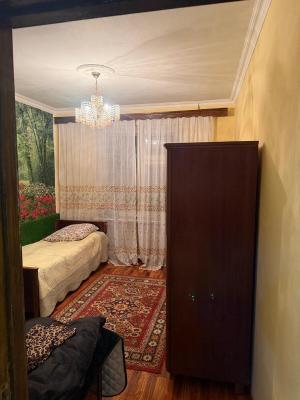 Bakı, köhnə tikili 4 otaqlı, satılır, 85 m²  , Binəqədi rayonu, 9-cu mikrorayon