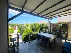 Bakı, həyət evi 3 otaqlı, satılır, 120 m² , 4 sot , Xəzər rayonu, Mərdəkan