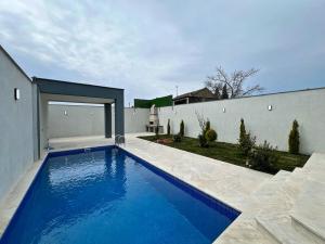 Bakı, həyət evi 4 otaqlı, satılır, 155 m² , 3.5 sot , Xəzər rayonu, Şüvəlan
