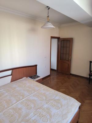 Bakı, yeni tikili 2 otaqlı, kirayə, 70 m²  , Yasamal rayonu, Yasamal qəs.